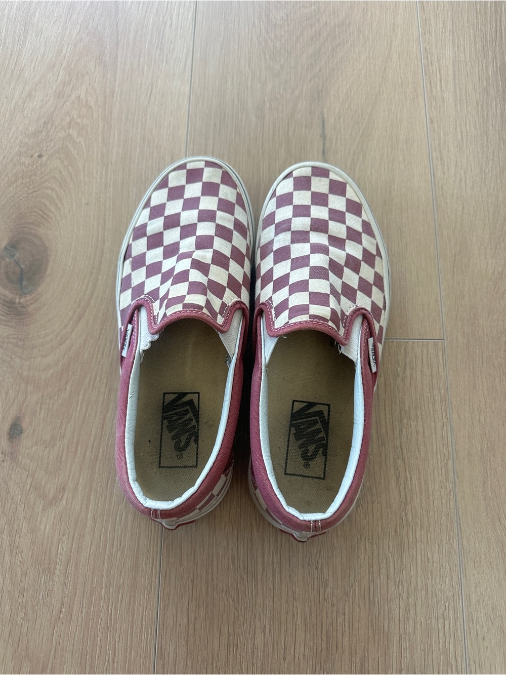 Vans Checkerboard Slip-On - Maroon and White